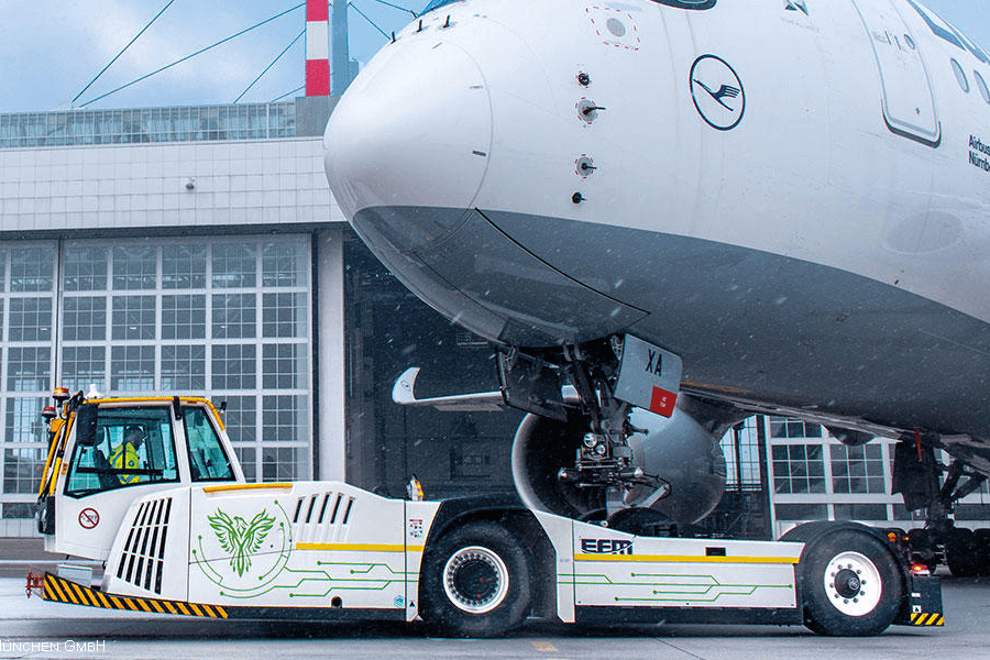 Goldhofer builds 14 electric tugs for Munich Airport