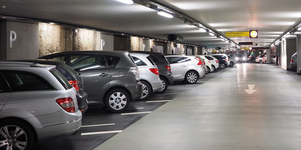 Glasgow city council's EVs languish in parking for years - electrive.com