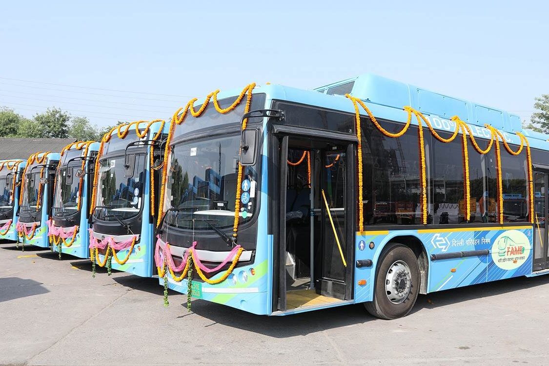 Delhi expands electric bus fleet to nearly 2,000 units - electrive.com