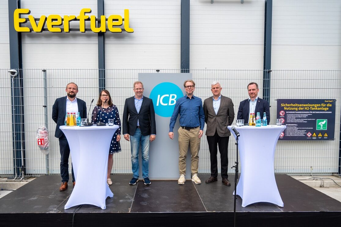 Inauguration of Hydrogen Refuelling Station for Public Transport in Germany