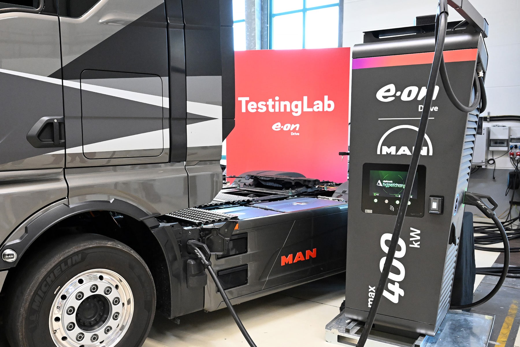 E.On and MAN to expand truck charging infrastructure in Germany – electrive.com