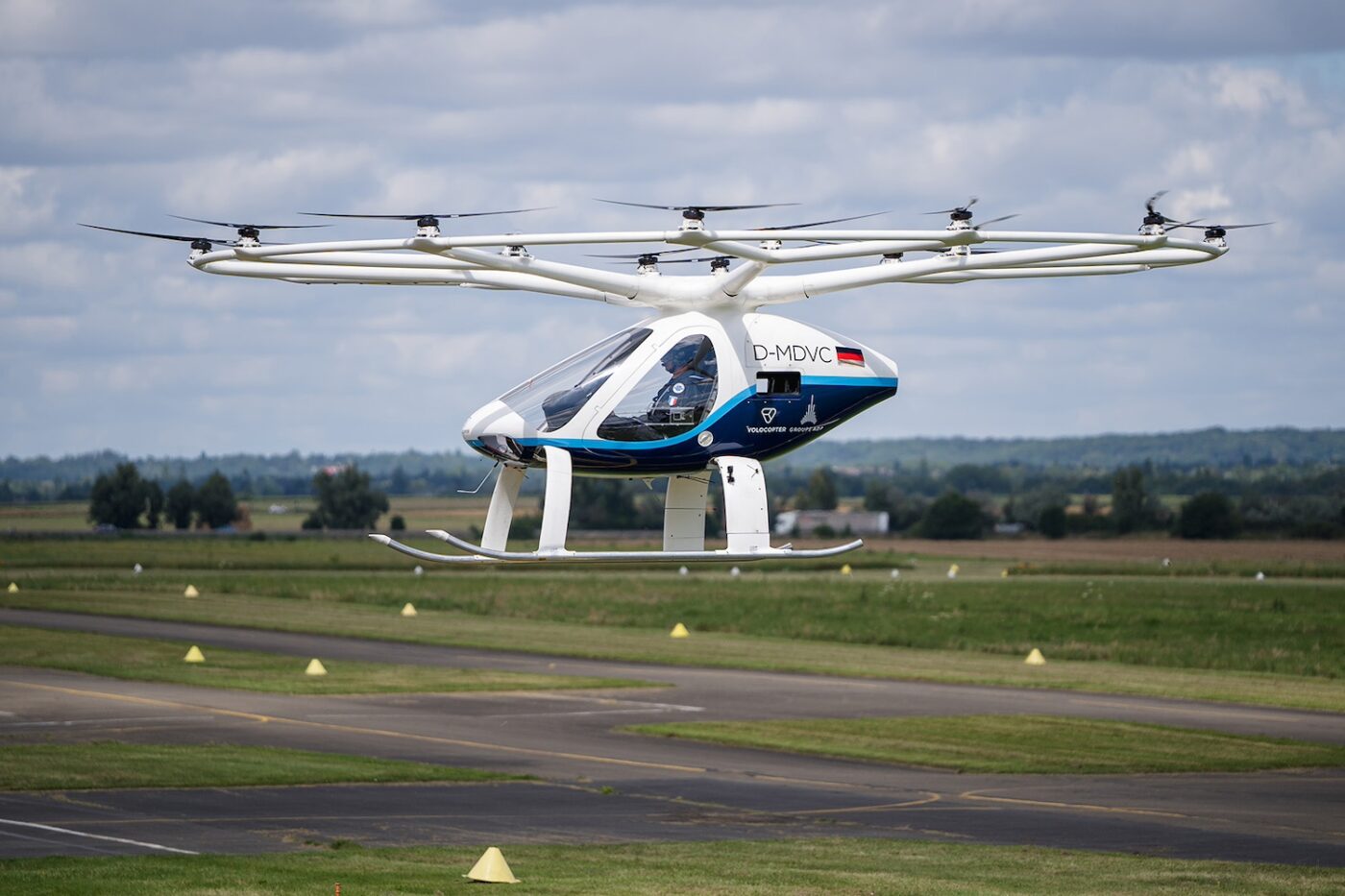 Volocopter launches demonstration flight near Paris