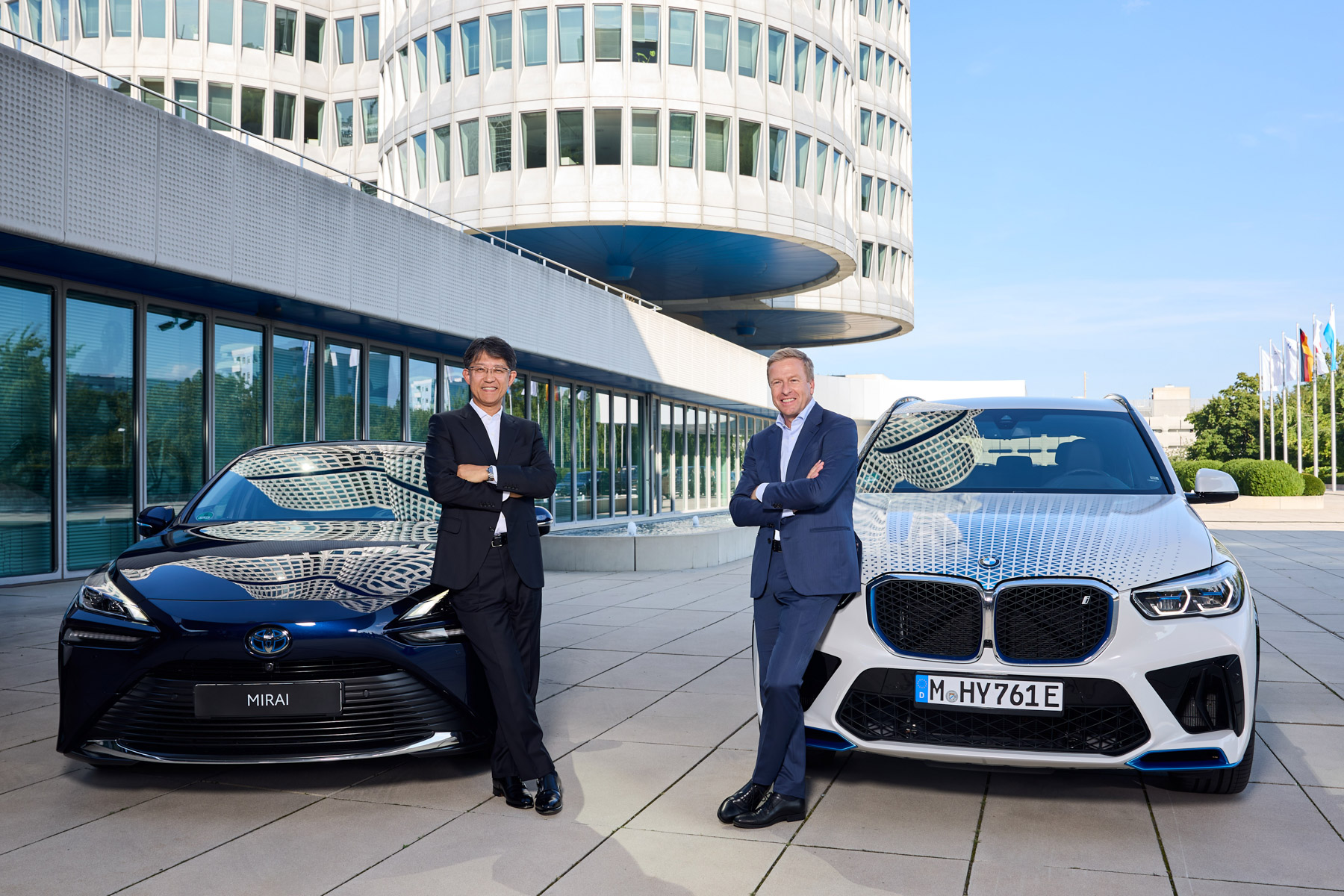 BMW and Toyota's Milestone Collaboration in Hydrogen Mobility